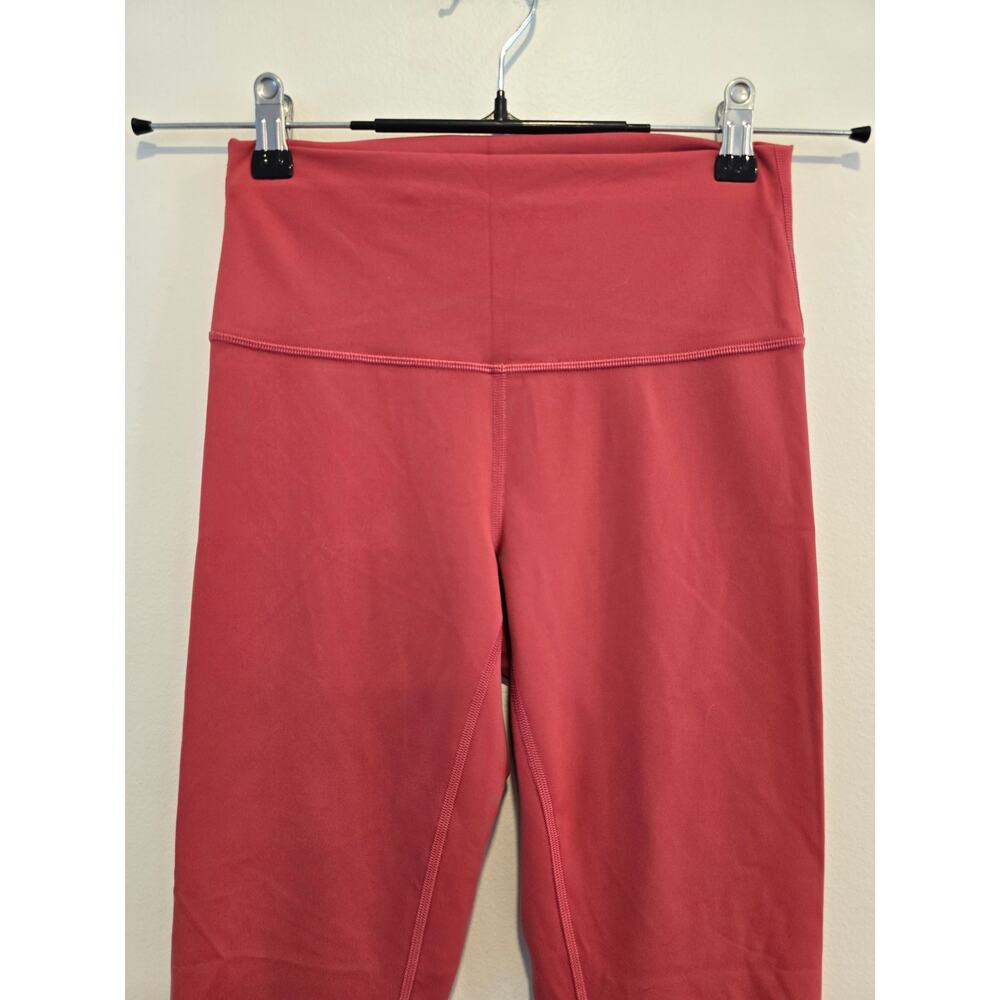 Lululemon Coral Size 6 Leggings- Preloved - Picture 3 of 6